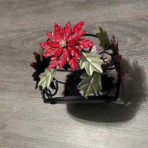 Sonoma candle holder with leaves and flowers